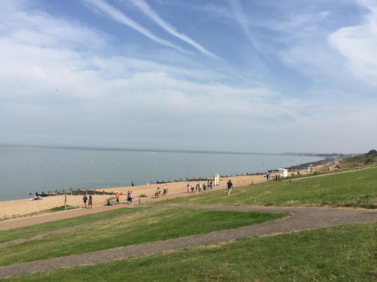 Villa Whitstable The Jolly Esterno foto
