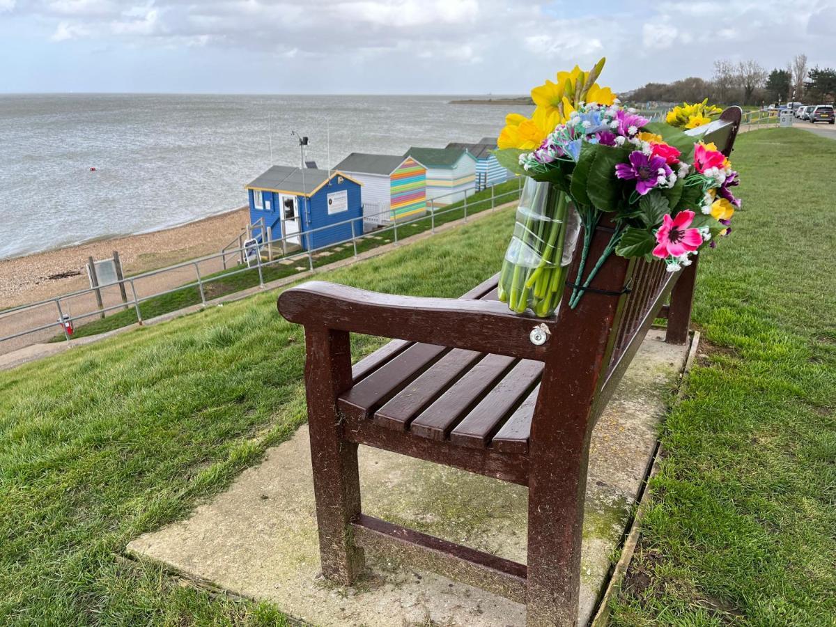 Villa Whitstable The Jolly Esterno foto